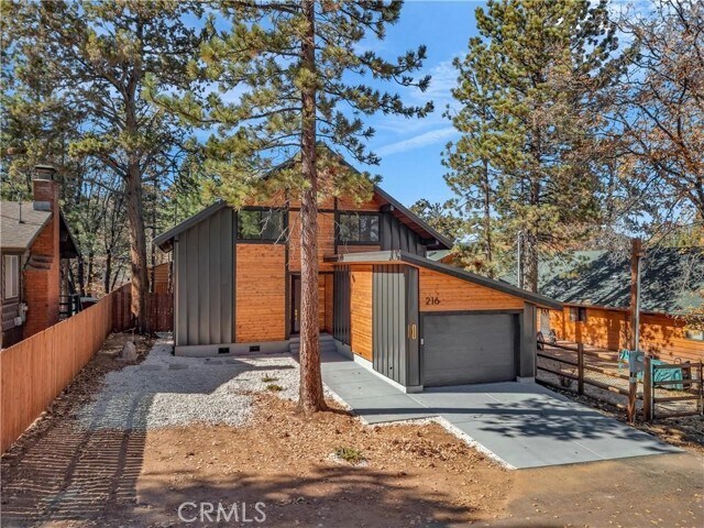 Building Photo - 216 Leonard Ln