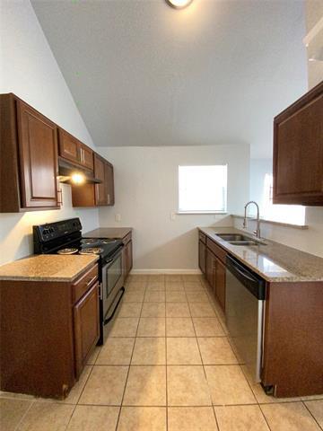 Building Photo - 918 Sylvan Creek Dr