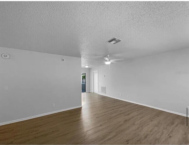 Building Photo - 1541 SW Curry St