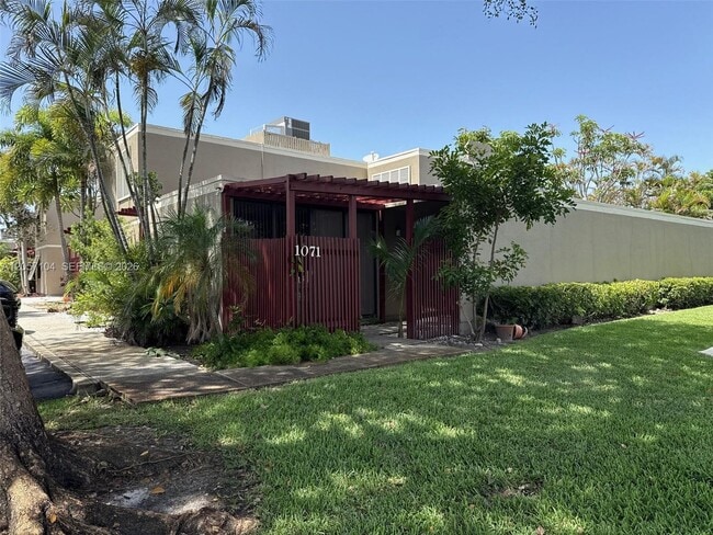 Building Photo - 1071 Windward Dr