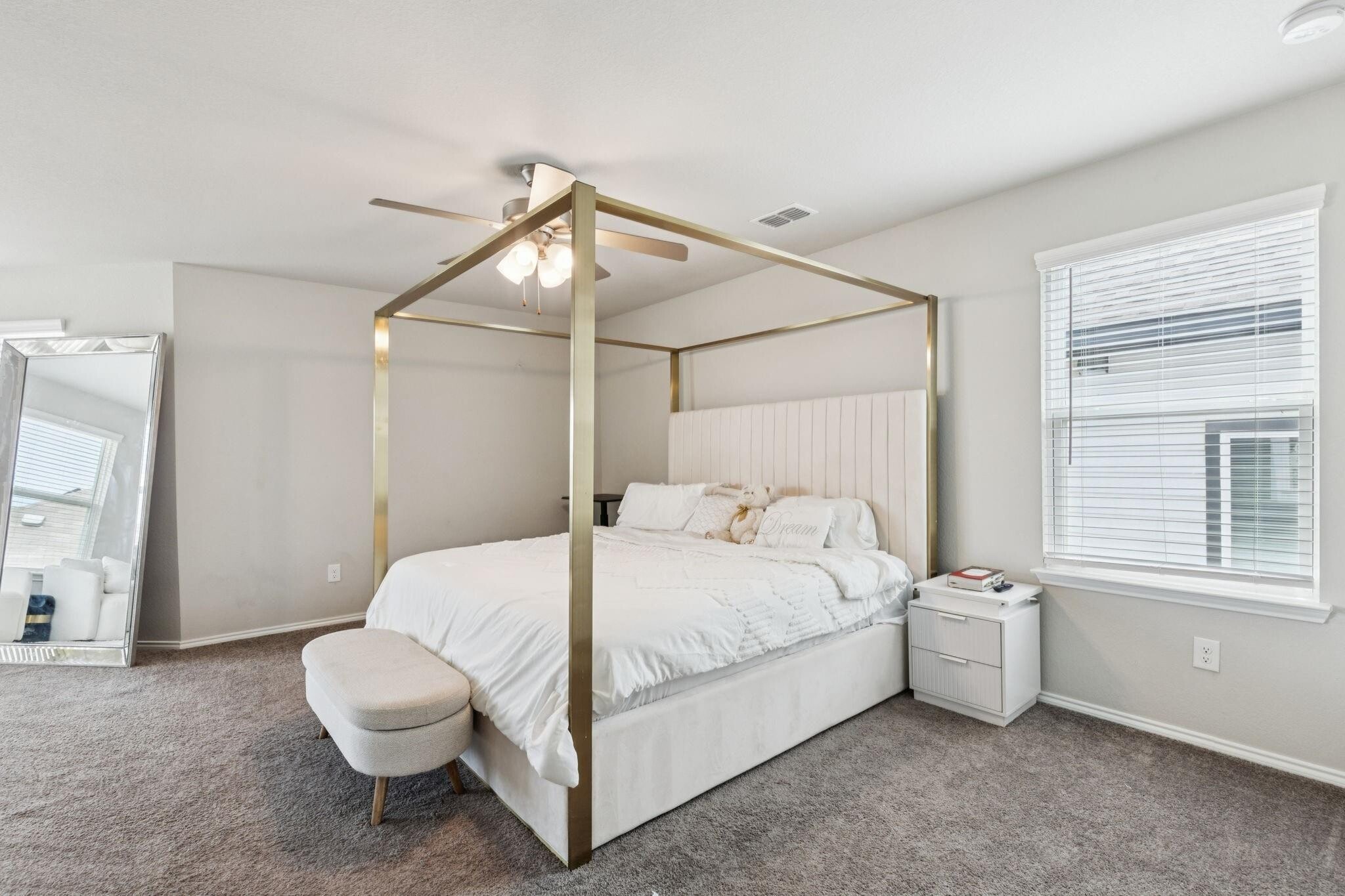 Building Photo - 8982 Delway Dr