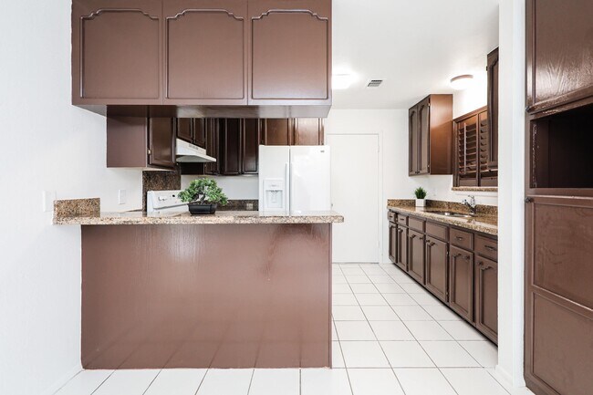 Building Photo - 8761 Augusta Loop