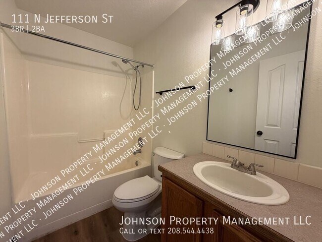 Building Photo - 111 N Jefferson St