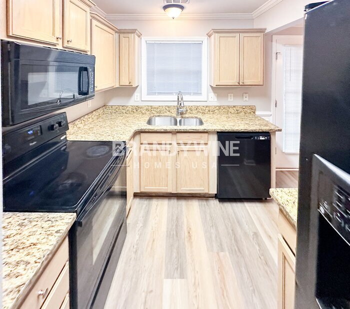 Building Photo - 6979 Pine Shadow Way