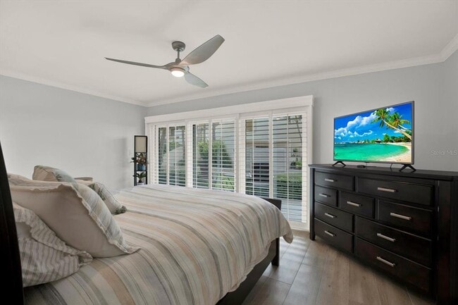 Building Photo - 7530 Sunshine Skyway Ln S