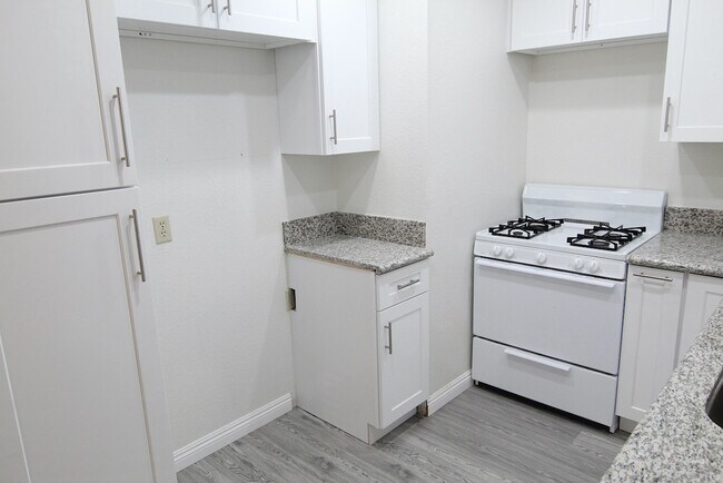 Building Photo - 4721 Kester Ave