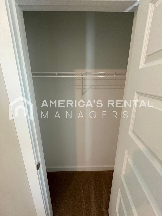 Building Photo - Home for Rent in Eastaboga, AL!! Available...