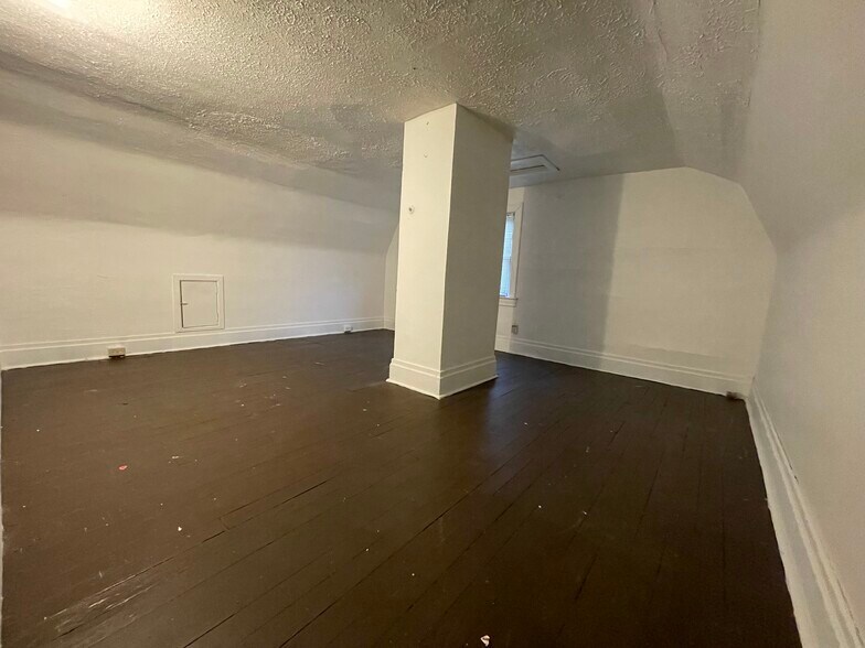 Building Photo - 4114 Grizella St