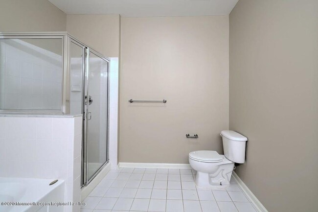 Building Photo - 374 St Andrews Pl