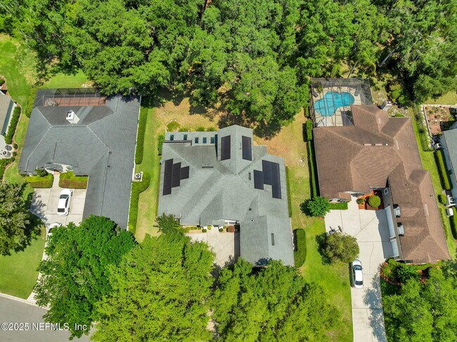 Building Photo - 526 Oakmont Dr