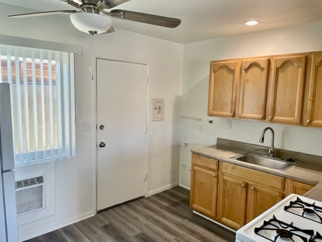 Building Photo - 45421 Sunset Ln