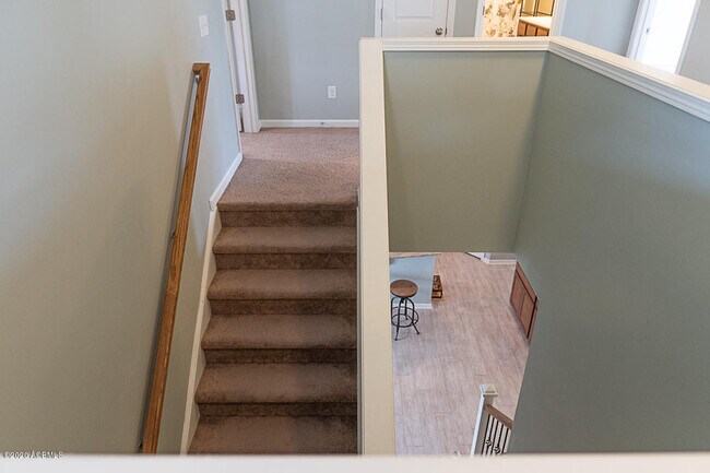 Building Photo - 81 Saluda Way