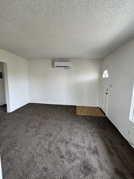 Building Photo - 130 N Ivy Ave
