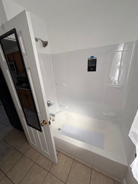 Primary Photo - 20786 Helle Ave