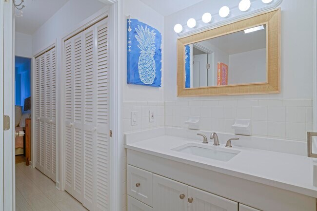 Building Photo - 170 N Ocean Blvd