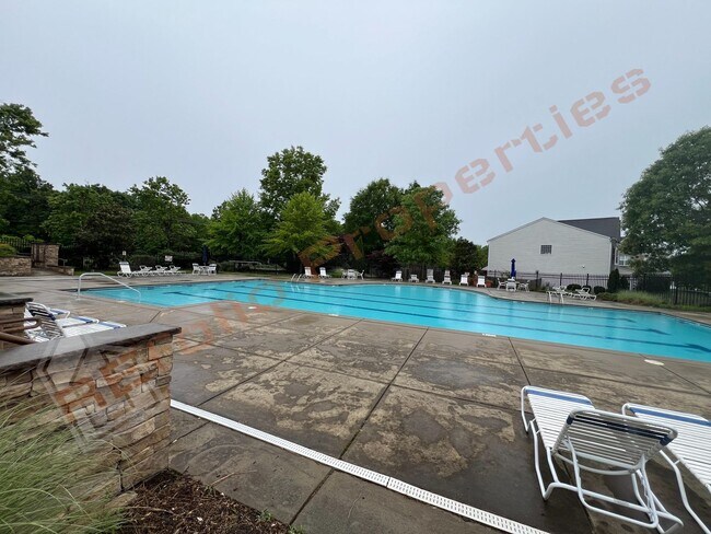 Building Photo - 1304 Cozart St