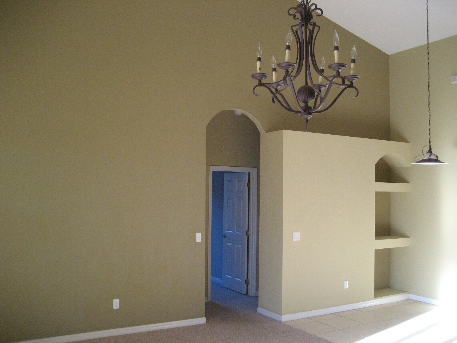 Eat In - 3924 Hollow Crossing Dr