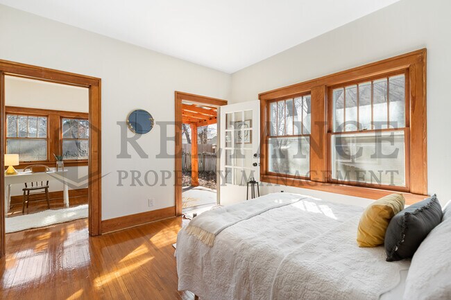 Building Photo - 236 N Holyoke St