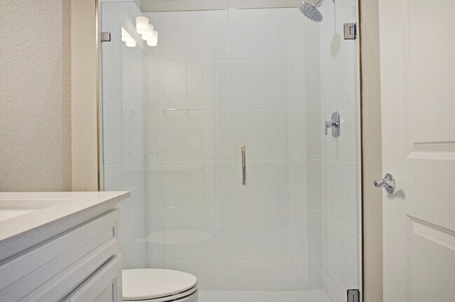 Building Photo - 13609 SW Vermillion Cir