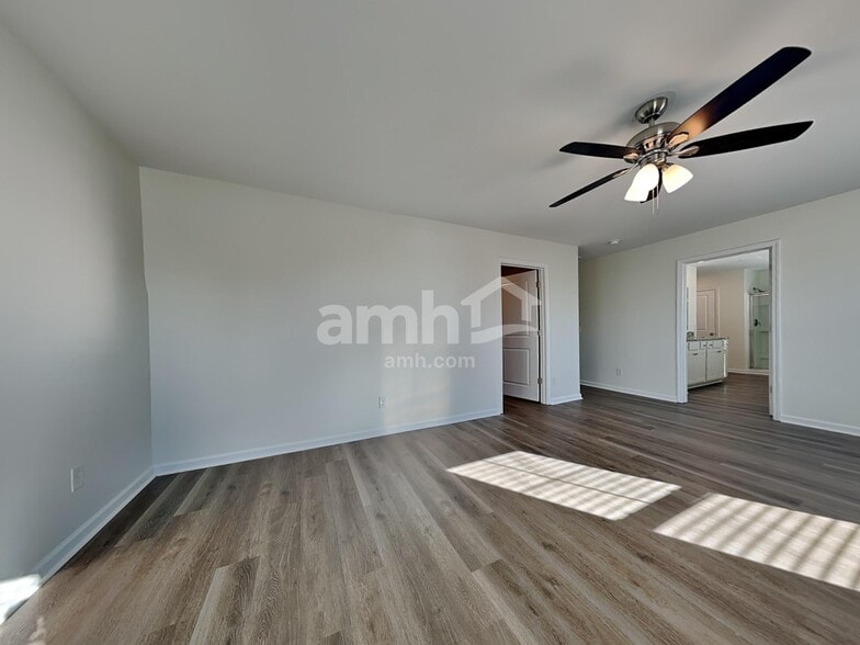 Building Photo - 152 Tobago Cir