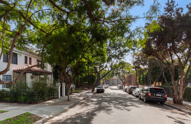 Street View - 1120 Poinsettia Dr