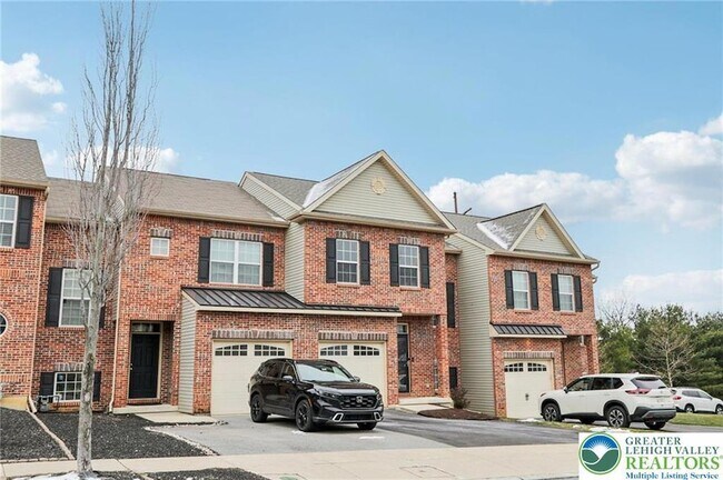 Building Photo - 270 Milkweed Dr