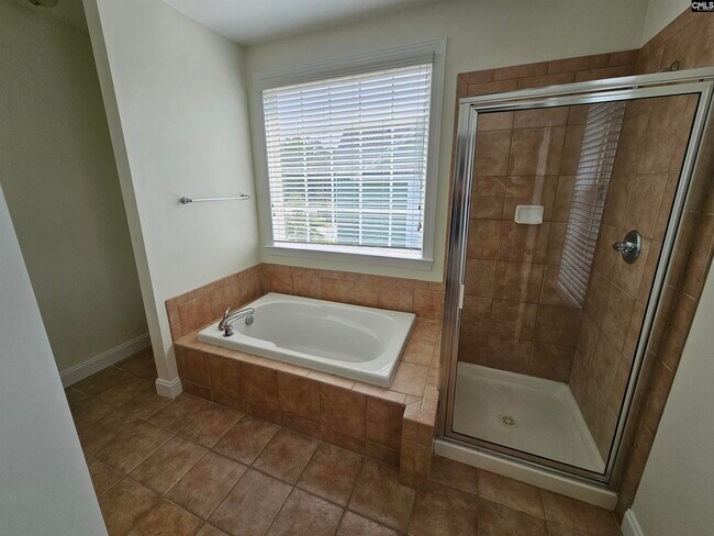 Building Photo - 112 Sandlapper Way