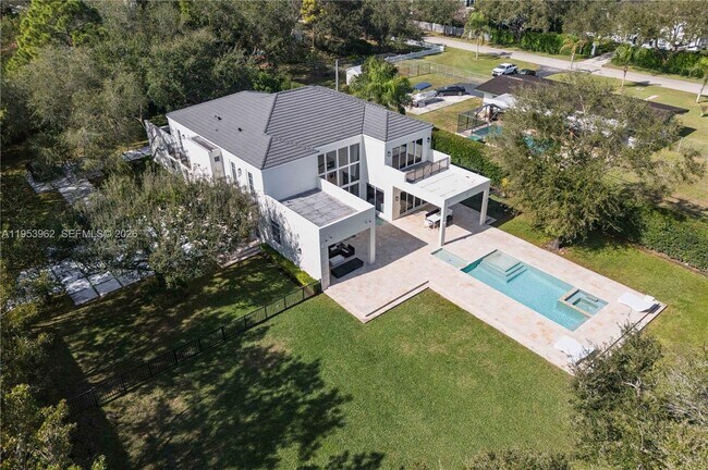 Building Photo - 6355 SW 114th St