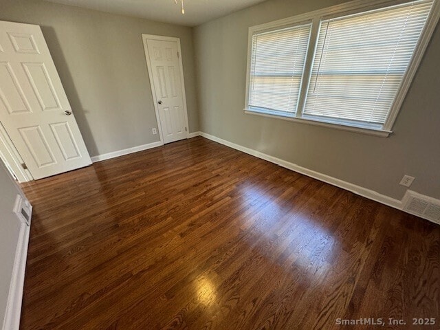 Building Photo - 1160 Whitney Ave