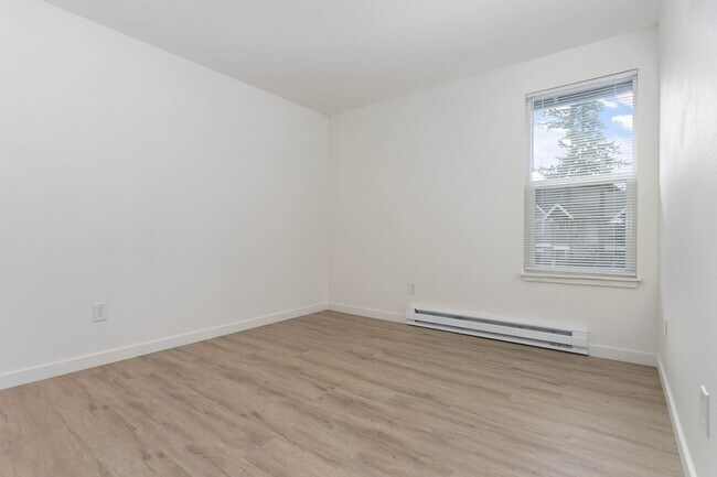 Interior Photo - Glacier Park Apartments