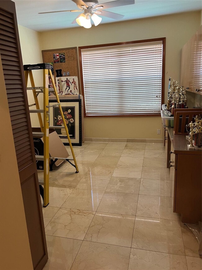 Building Photo - 11301 SW 3rd St