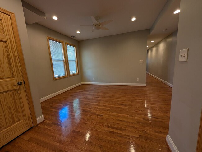 Building Photo - 3221 Guilford Ave
