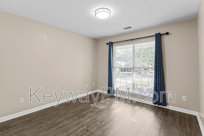 Building Photo - 281 Mill Branch Way