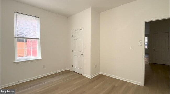 Building Photo - 1628 W Lehigh Ave