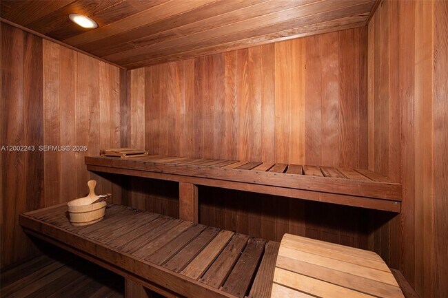 Building Photo - 155 Ocean Ln Dr