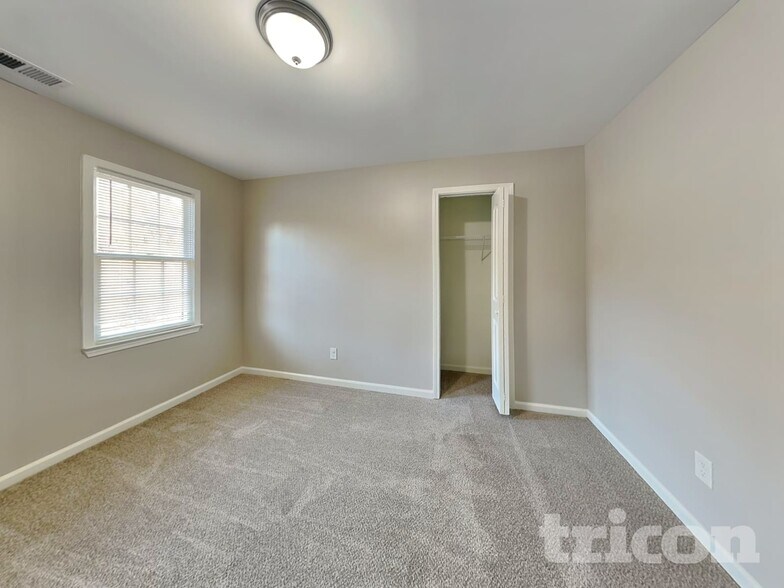 Building Photo - 3560 Erdly Ln