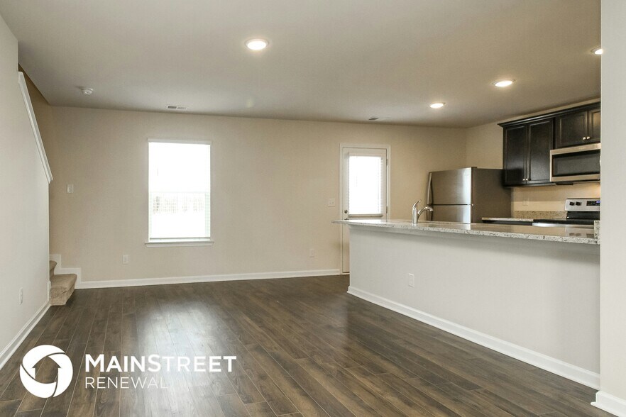 Building Photo - 147 Westcott St