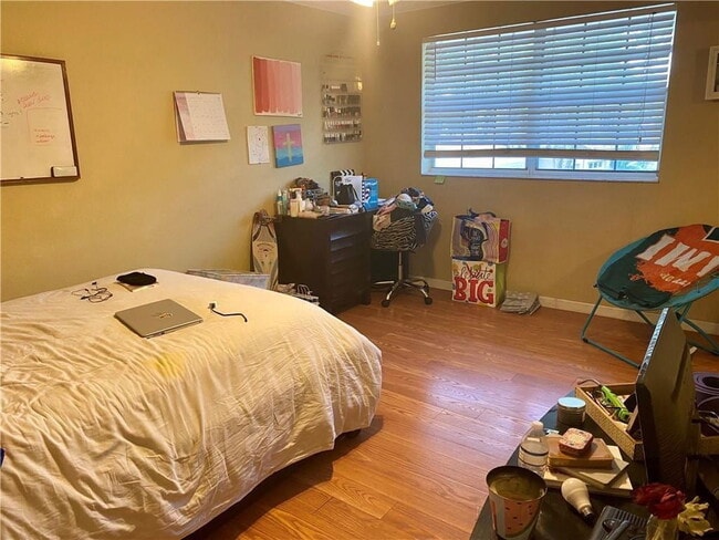 Building Photo - 5033 SW 121st Terrace