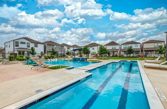 Building Photo - 3011 Skyrock Dr