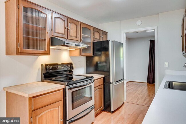 Building Photo - 2312 Wheystone Ct