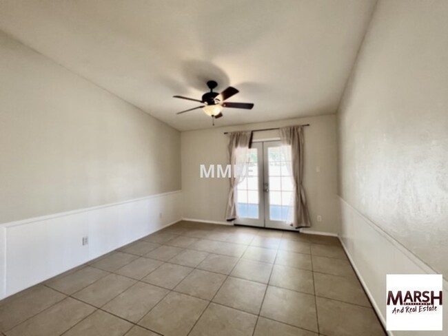 Building Photo - NICE 3 BEDROOM HOME IN SCOTTSDALE!