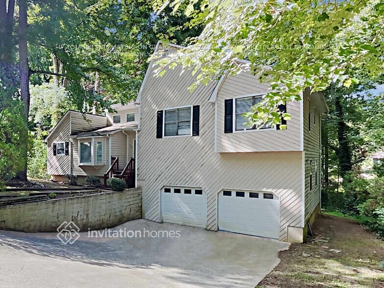 Primary Photo - 2958 Forest Chase Terrace NE
