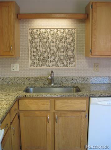 Building Photo - 258 W Rockrimmon Blvd