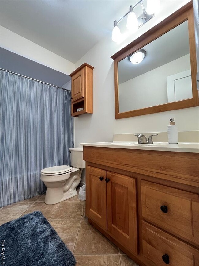 Building Photo - 33 Island View Ave