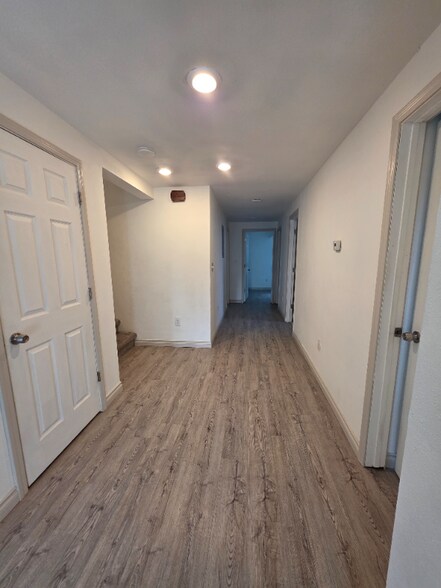 Building Photo - 2216 Culver Pl