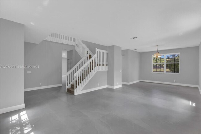 Building Photo - 1140 Cedar Falls Dr