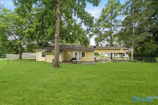 Building Photo - 13847 Mariellen Rd