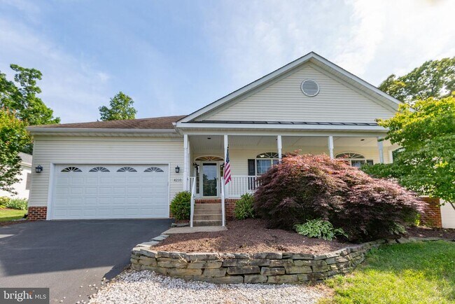 Building Photo - 4210 Stonehaven Way