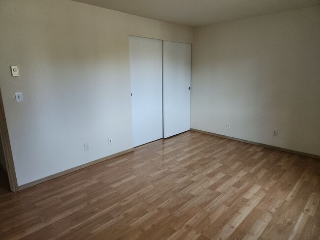 Building Photo - Rambler Available For Rent!!