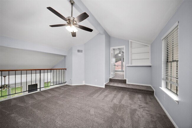 Building Photo - 21627 Park Brook Dr